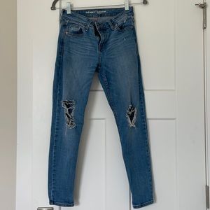 Medium rise distressed jeans
